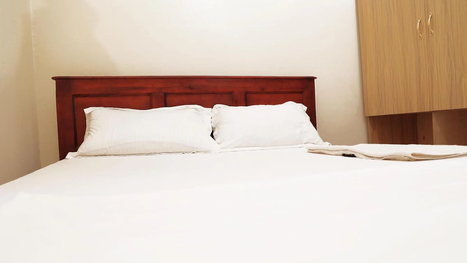 **** Hotel Hermela Guest House Old Kampala Uganda